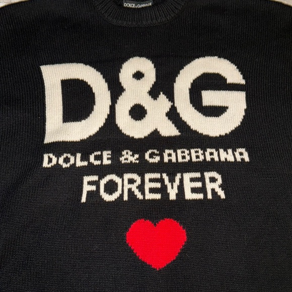 Dolce & Gabbana Sweaters - Preloved Dolce&Gabbana sweater great condition color black size is XL.